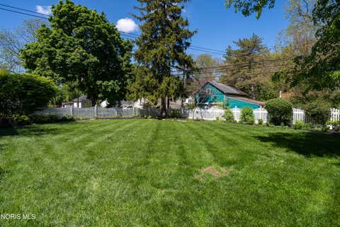 Tiny photo for 528 Elm Street, Perrysburg, OH 43551 (MLS # 10007383)