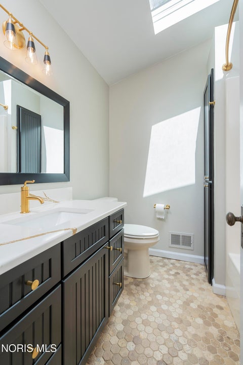 Tiny photo for 528 Elm Street, Perrysburg, OH 43551 (MLS # 10007383)