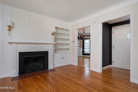 Tiny photo for 528 Elm Street, Perrysburg, OH 43551 (MLS # 10007383)