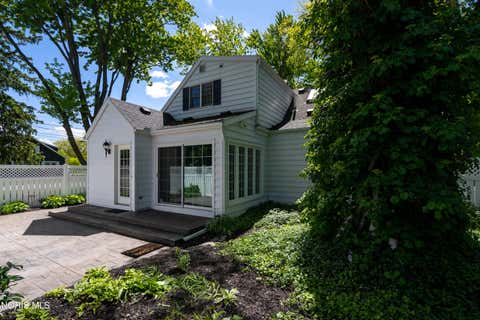 Tiny photo for 528 Elm Street, Perrysburg, OH 43551 (MLS # 10007383)