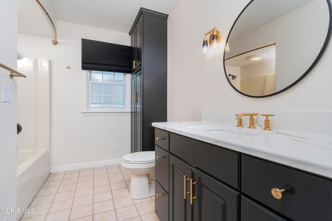 Tiny photo for 528 Elm Street, Perrysburg, OH 43551 (MLS # 10007383)