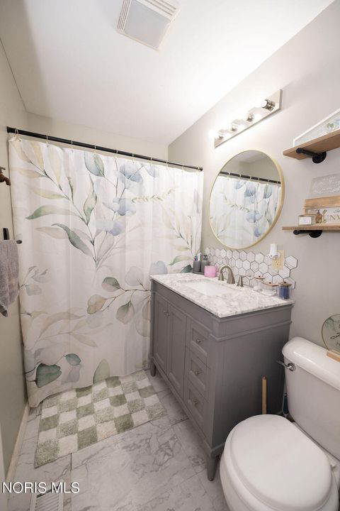 Tiny photo for 1215 S Blanchard Street, Findlay, OH 45840 (MLS # 10005510)