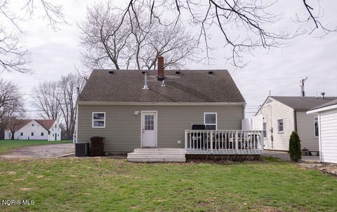 Tiny photo for 1215 S Blanchard Street, Findlay, OH 45840 (MLS # 10005510)