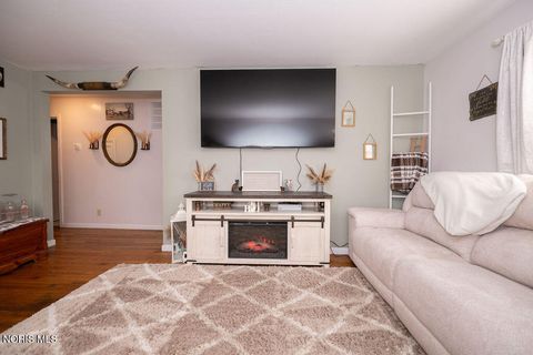 Tiny photo for 1215 S Blanchard Street, Findlay, OH 45840 (MLS # 10005510)