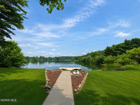 Tiny photo for 1522 County Road B, Swanton, OH 43558 (MLS # 10010699)