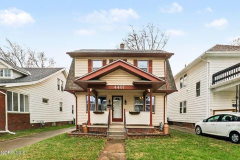 Photo of 4407 N Lockwood Avenue, Toledo, OH 43612 (MLS # 10005628)