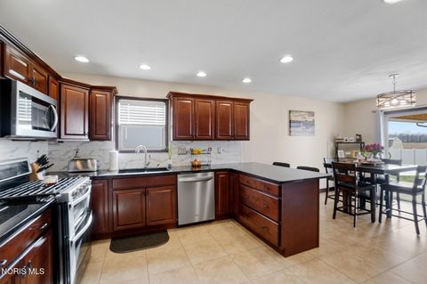 Tiny photo for 10692 Cherokee Drive, Findlay, OH 45840 (MLS # 10004752)