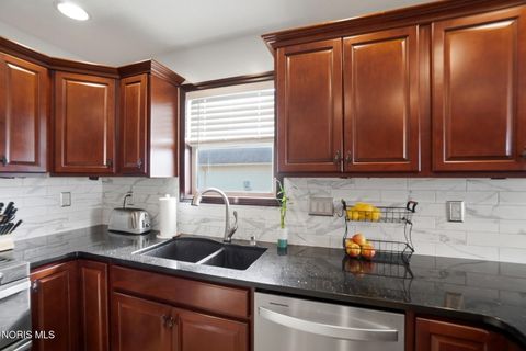 Tiny photo for 10692 Cherokee Drive, Findlay, OH 45840 (MLS # 10004752)