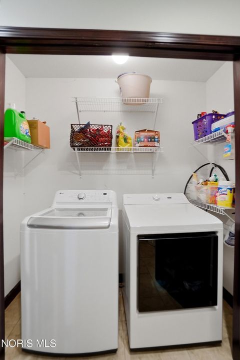 Tiny photo for 10692 Cherokee Drive, Findlay, OH 45840 (MLS # 10004752)