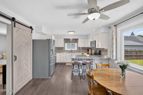 Tiny photo for 115 Bond Street, Pemberville, OH 43450 (MLS # 10010218)