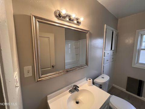 Tiny photo for 1511 Upton Avenue, Toledo, OH 43607 (MLS # 10004813)