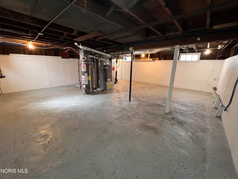 Tiny photo for 1511 Upton Avenue, Toledo, OH 43607 (MLS # 10004813)