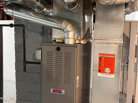 Tiny photo for 1511 Upton Avenue, Toledo, OH 43607 (MLS # 10004813)