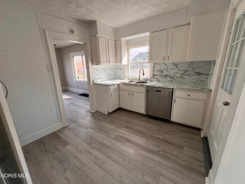 Tiny photo for 1511 Upton Avenue, Toledo, OH 43607 (MLS # 10004813)