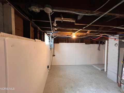 Tiny photo for 1511 Upton Avenue, Toledo, OH 43607 (MLS # 10004813)