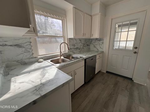 Tiny photo for 1511 Upton Avenue, Toledo, OH 43607 (MLS # 10004813)