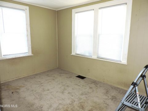 Tiny photo for 7048 Kipling Drive, Holland, OH 43528 (MLS # 10009764)