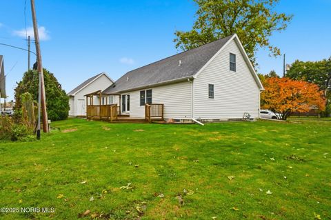 Tiny photo for 5053 Bennett Road, Toledo, OH 43612 (MLS # 10000862)