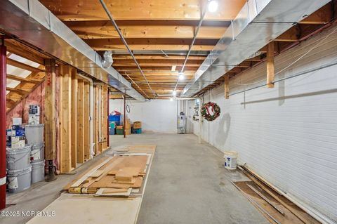 Tiny photo for 5053 Bennett Road, Toledo, OH 43612 (MLS # 10000862)