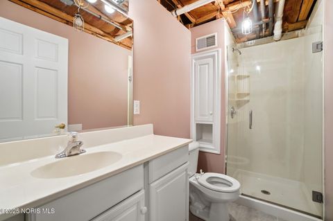 Tiny photo for 5053 Bennett Road, Toledo, OH 43612 (MLS # 10000862)