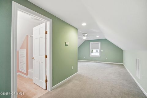 Tiny photo for 5053 Bennett Road, Toledo, OH 43612 (MLS # 10000862)