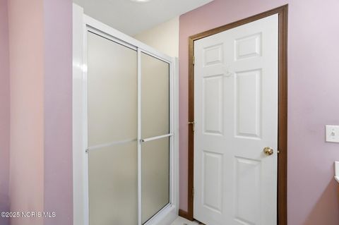 Tiny photo for 5053 Bennett Road, Toledo, OH 43612 (MLS # 10000862)