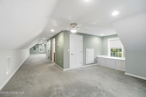 Tiny photo for 5053 Bennett Road, Toledo, OH 43612 (MLS # 10000862)