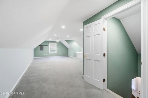 Tiny photo for 5053 Bennett Road, Toledo, OH 43612 (MLS # 10000862)