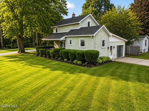 Homes For Sale - 1374 Tiffin Street<br/> Fremont, OH 43420