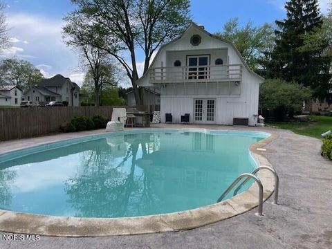 Tiny photo for 213 W High Street, Hicksville, OH 43526 (MLS # 10006738)