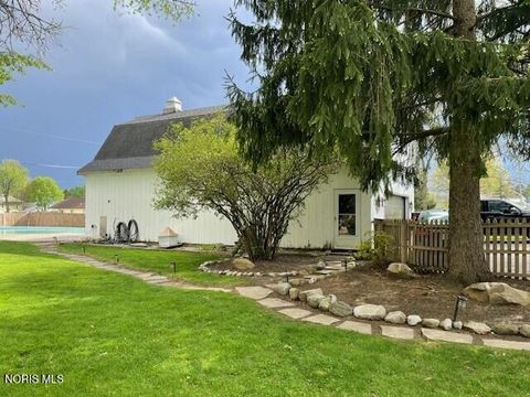 Tiny photo for 213 W High Street, Hicksville, OH 43526 (MLS # 10006738)