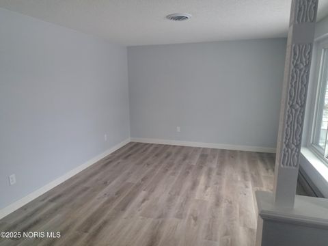 Tiny photo for 210 Lakeview Drive, Bryan, OH 43506 (MLS # 10002370)