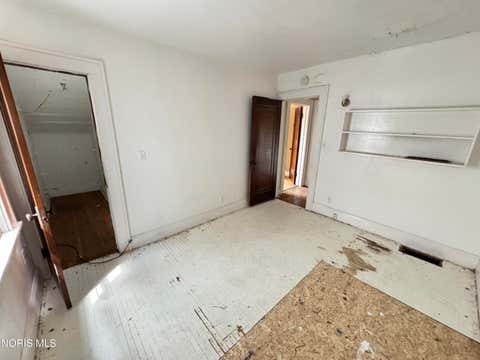 Tiny photo for 544 E Hudson Street, Toledo, OH 43608 (MLS # 10011230)