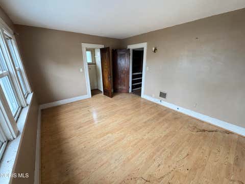 Tiny photo for 544 E Hudson Street, Toledo, OH 43608 (MLS # 10011230)