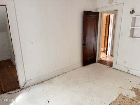 Tiny photo for 544 E Hudson Street, Toledo, OH 43608 (MLS # 10011230)