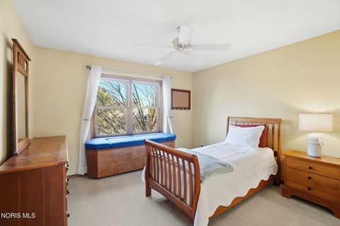 Tiny photo for 1931 Tecumseh Court, Perrysburg, OH 43551 (MLS # 10004921)