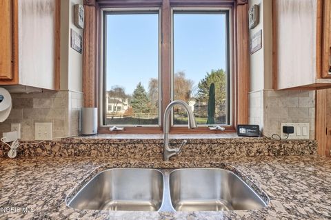 Tiny photo for 1931 Tecumseh Court, Perrysburg, OH 43551 (MLS # 10004921)