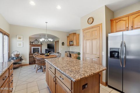 Tiny photo for 1931 Tecumseh Court, Perrysburg, OH 43551 (MLS # 10004921)