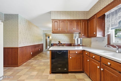 Tiny photo for 1424 E State Route 18, Tiffin, OH 44883 (MLS # 10012959)