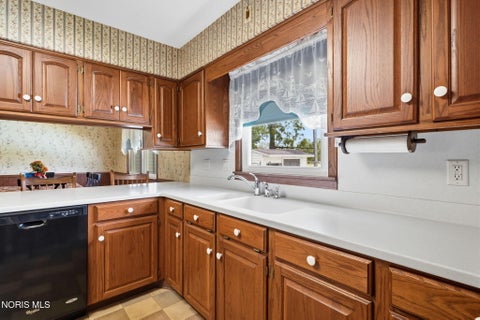 Tiny photo for 1424 E State Route 18, Tiffin, OH 44883 (MLS # 10012959)