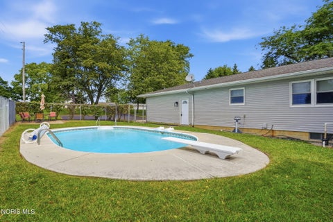Tiny photo for 1424 E State Route 18, Tiffin, OH 44883 (MLS # 10012959)