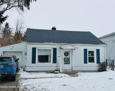 Tiny photo for 1648 Travis Drive, Toledo, OH 43612 (MLS # 10003445)