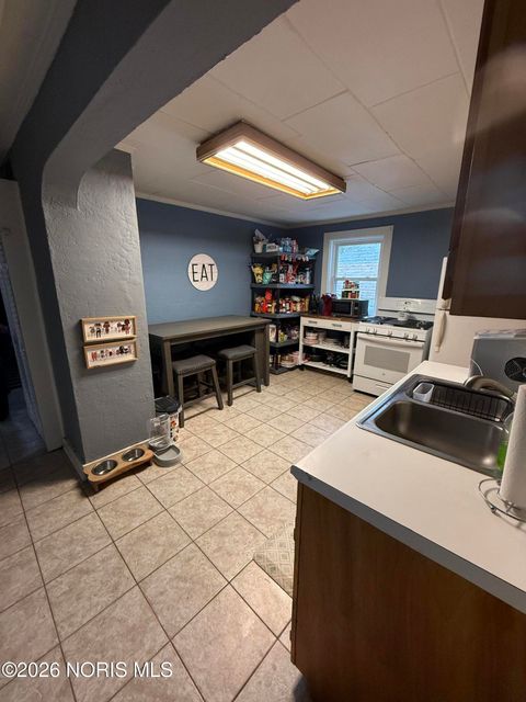 Tiny photo for 1648 Travis Drive, Toledo, OH 43612 (MLS # 10003445)