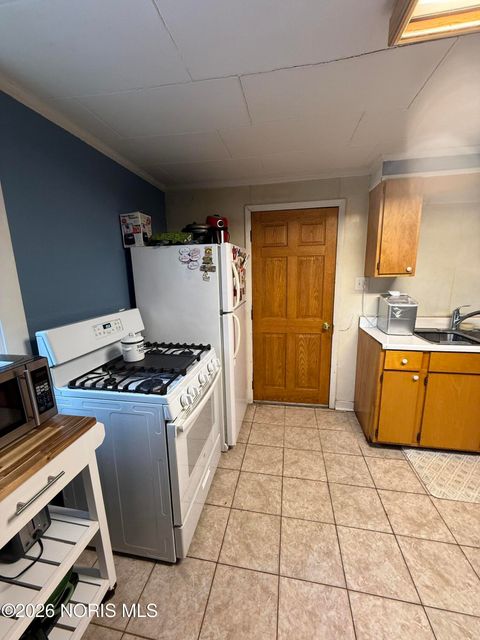 Tiny photo for 1648 Travis Drive, Toledo, OH 43612 (MLS # 10003445)