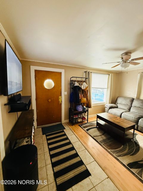 Tiny photo for 1648 Travis Drive, Toledo, OH 43612 (MLS # 10003445)