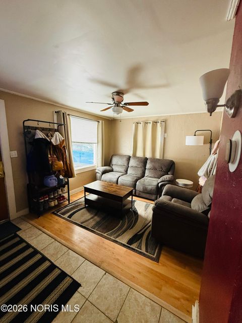 Tiny photo for 1648 Travis Drive, Toledo, OH 43612 (MLS # 10003445)