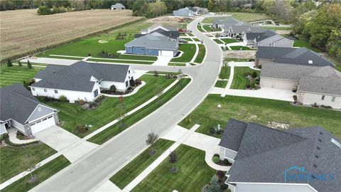 Photo of 4455 Post Office Circle, Maumee, OH 43537 (MLS # 6119849)