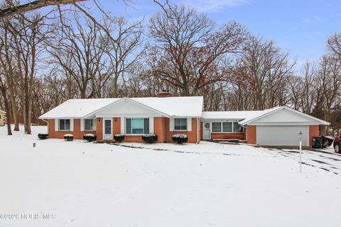 Photo of 3298 N Valley Drive, Port Clinton, OH 43452 (MLS # 10002761)