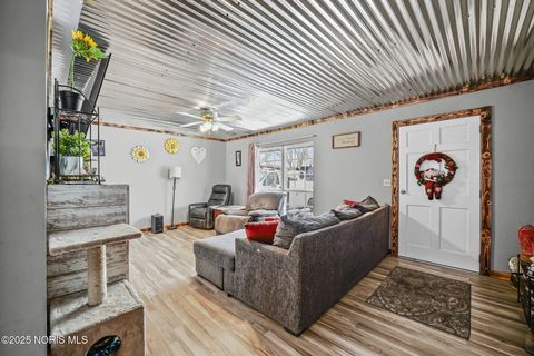 Tiny photo for 12570 W Axline Street, Fostoria, OH 44830 (MLS # 10002029)