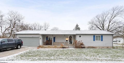 Photo of 6115 Burdette Street, Toledo, OH 43613 (MLS # 10002710)